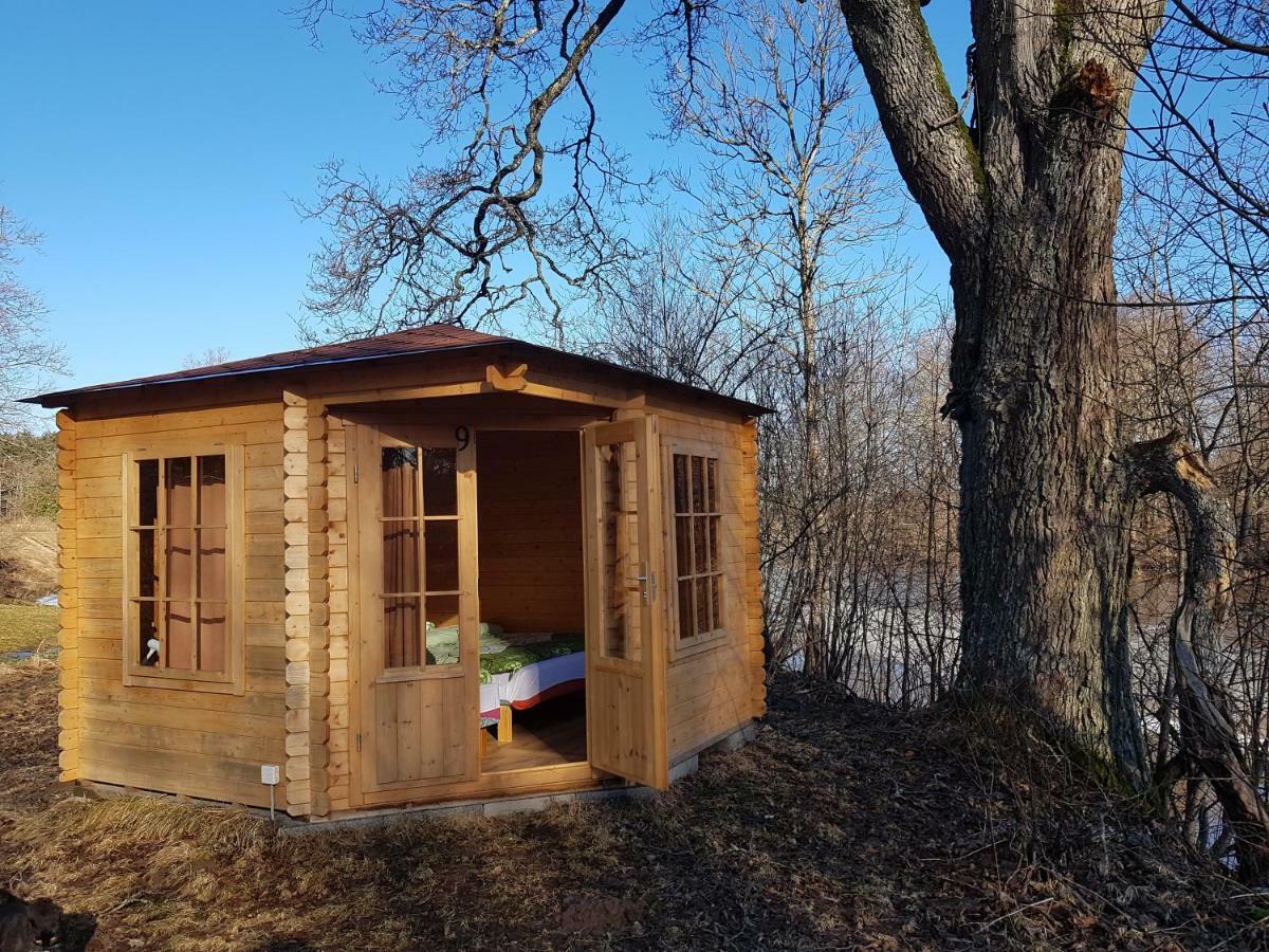Готель Soomaa Water Camp Joesuu  Екстер'єр фото