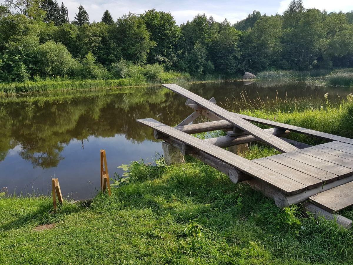 Готель Soomaa Water Camp Joesuu  Екстер'єр фото